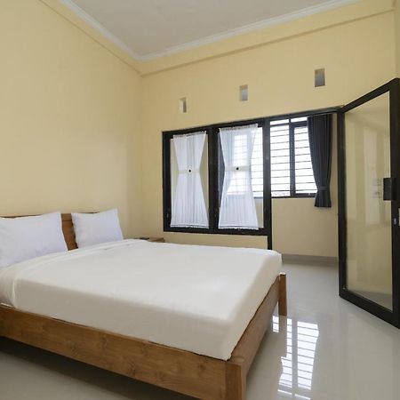 Oyo 2204 Griya Hita Hotell Ketewel Exteriör bild