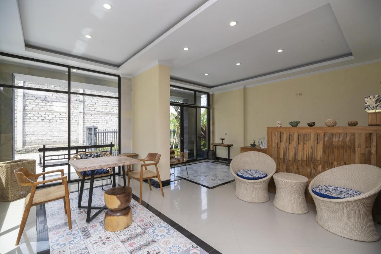 Oyo 2204 Griya Hita Hotell Ketewel Exteriör bild