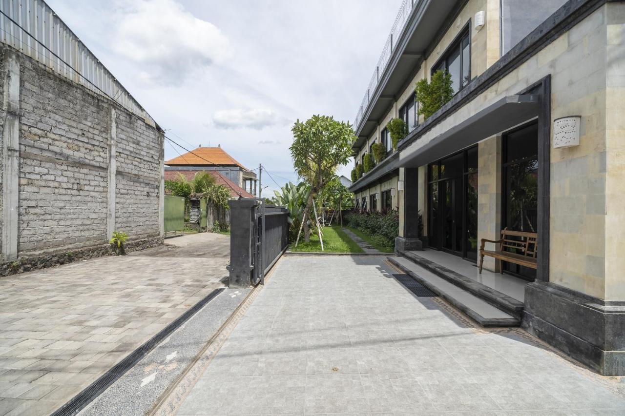 Oyo 2204 Griya Hita Hotell Ketewel Exteriör bild
