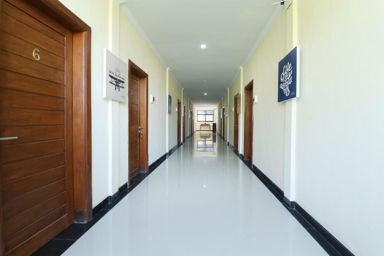 Oyo 2204 Griya Hita Hotell Ketewel Exteriör bild