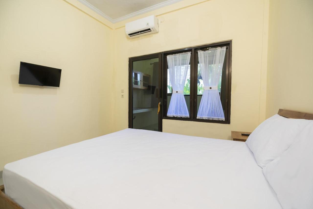 Oyo 2204 Griya Hita Hotell Ketewel Exteriör bild